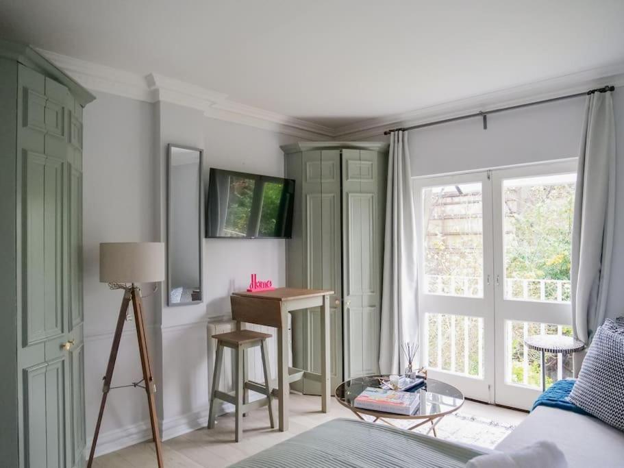 Super Comfy In Prime Apartament Londra